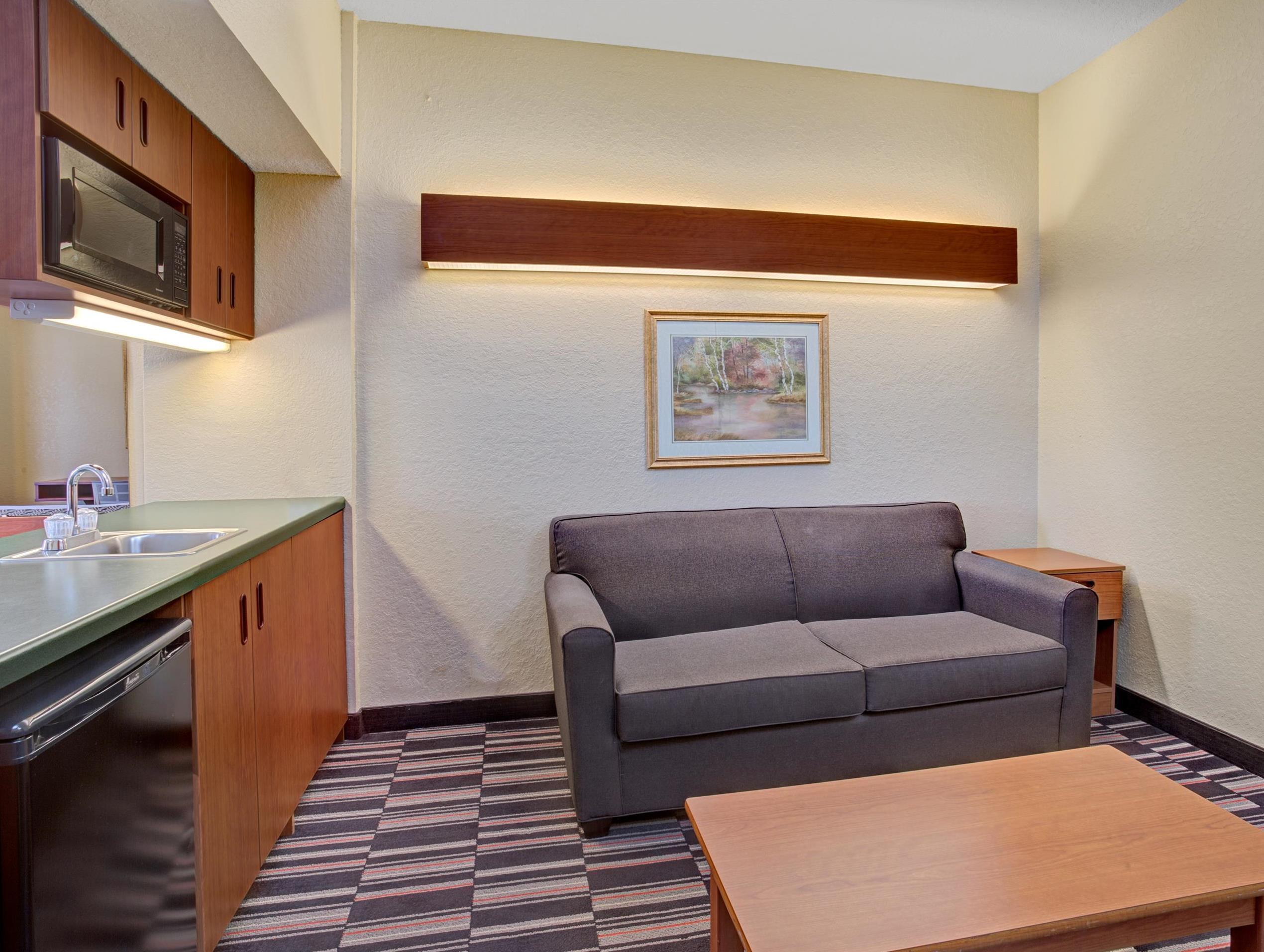 Microtel Inn & Suites By Wyndham Бушнелл Екстер'єр фото